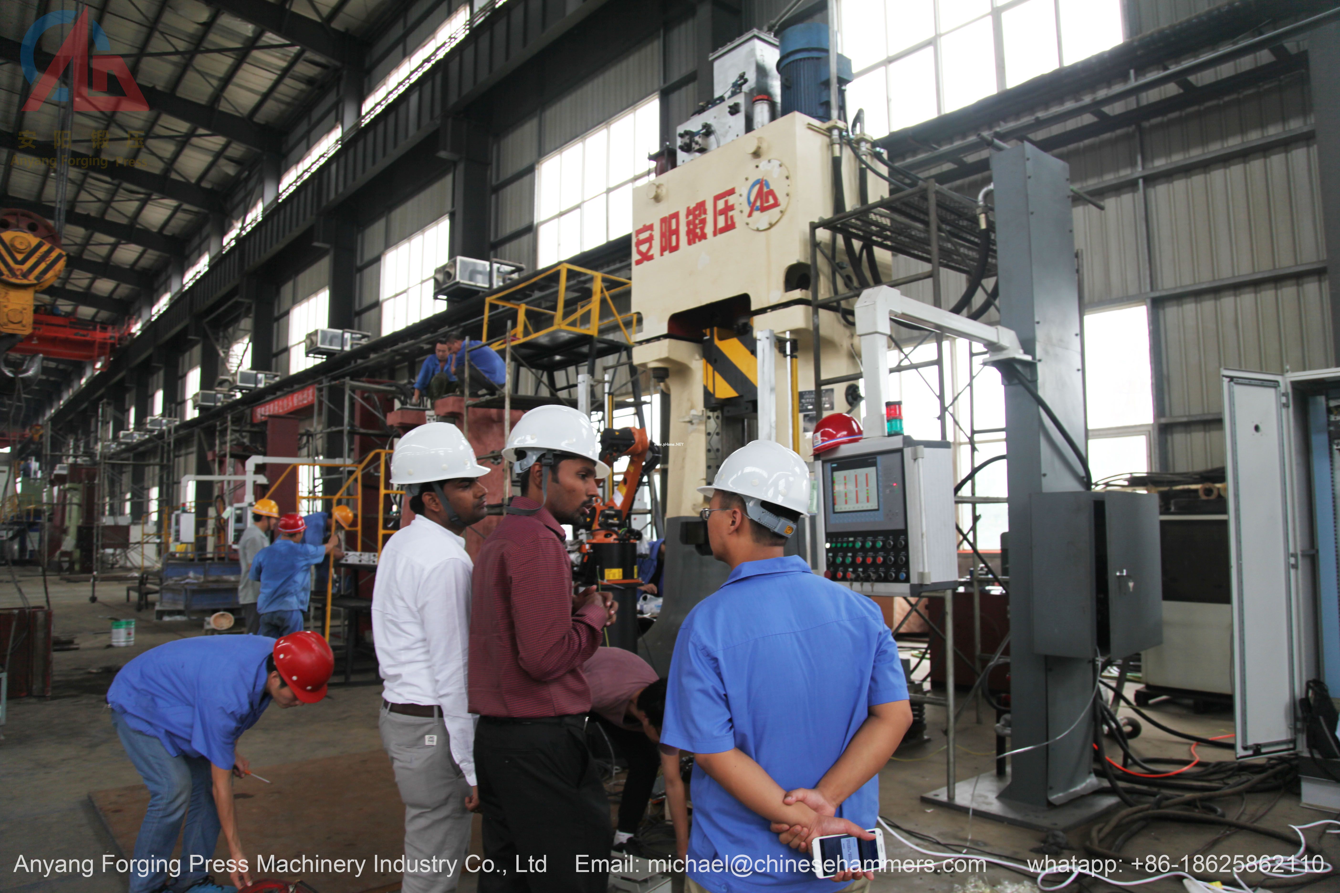 CNC forging hammer