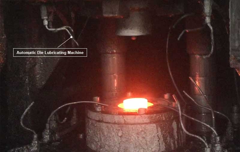 forging die graphite lubricating machine
