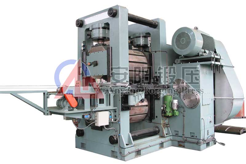 gear forging process on cross wedge rolling machine