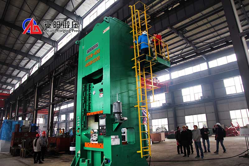 What is Screw Press Forging Machine? How Many Types of Screw Press?